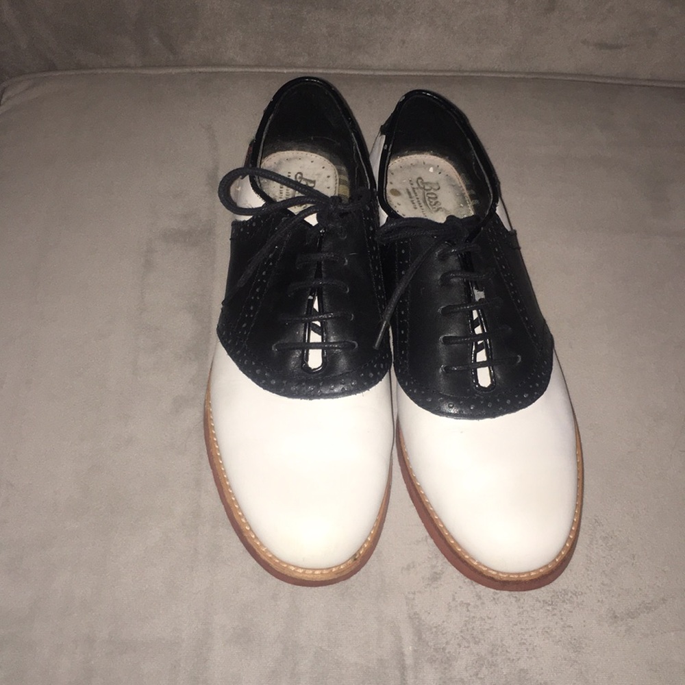 Preloves Bass saddle shoes
